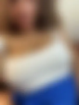 lauraltt Show in webcam