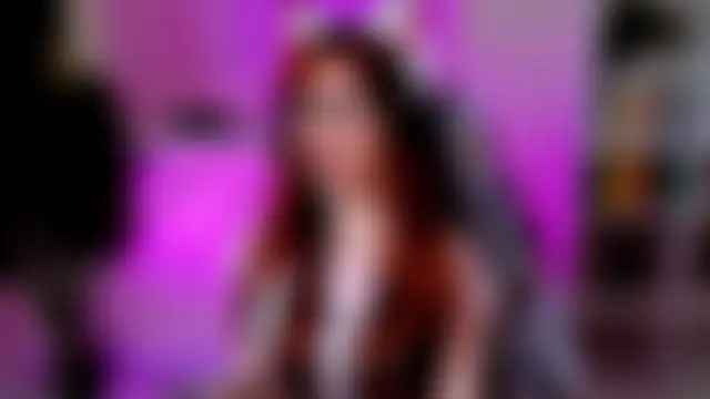 CarolGiggly's Live XXX Chat