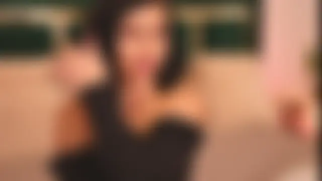 XeniaBlu: онлайн-секс-чат