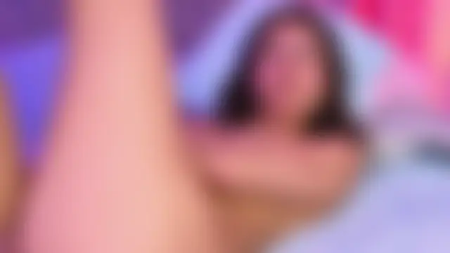 Emiily_Scott1's Webcam Show