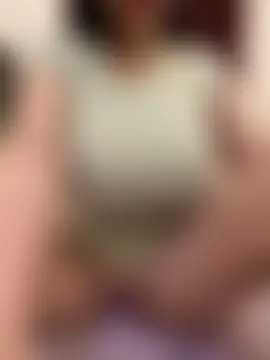 NoBraVibe's Webcam Show