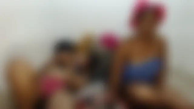 EssenceLovers' Webcam Show