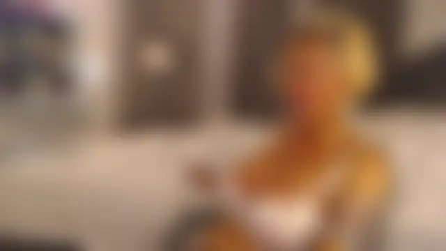 SilverMiss' Webcam Show