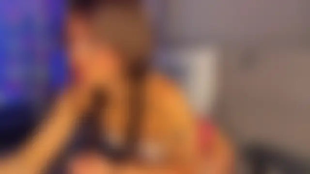 AmmyJones_'s Live XXX Chat