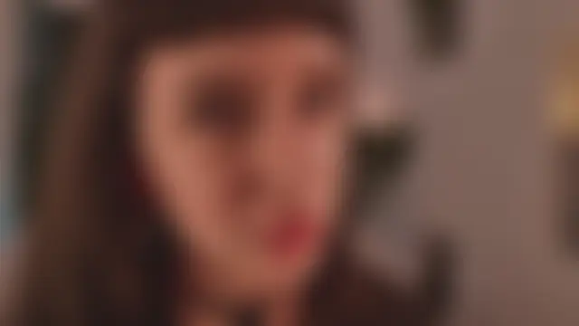 MichaellaMoon's Live XXX Chat