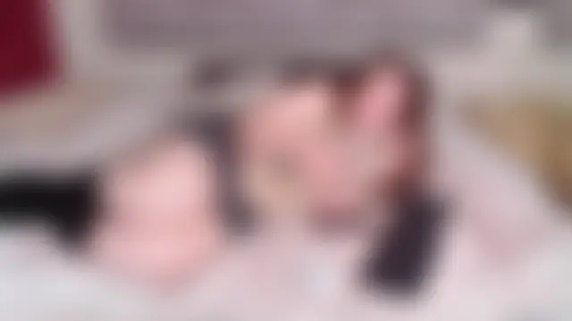 Hellen_Miller__'s Live XXX Chat