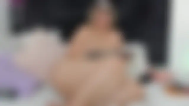 Naugthy_Sara's Live XXX Chat