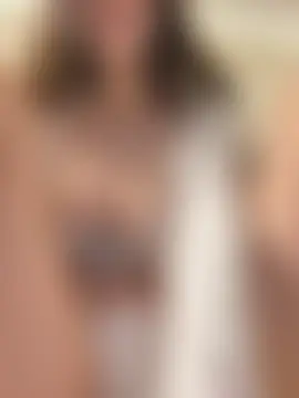 areuinme's Live XXX Chat