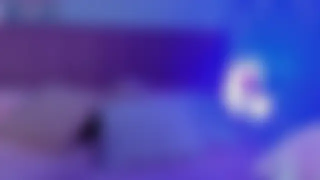 ela_petit's Live XXX Chat