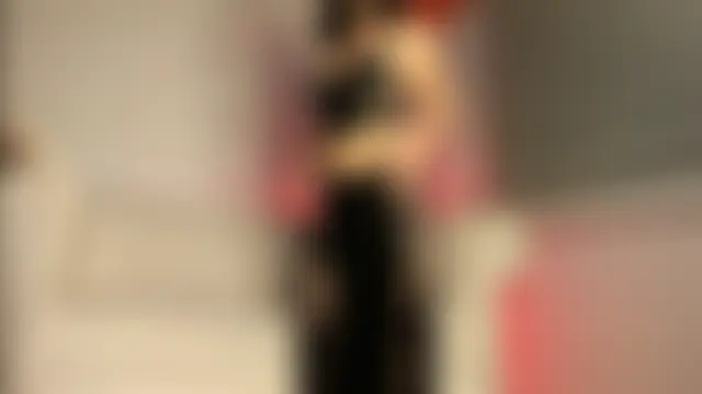 Lara_reynolds_ Chat XXX live