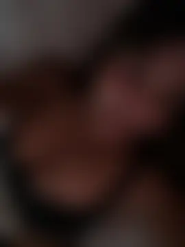 MegannHills' Live XXX Chat