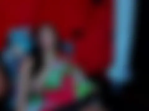 Emma_And_Darling Live Sex Cam-Show