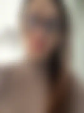 Pokazy przed kamerką – TeenieM