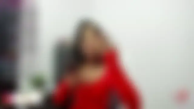 Megann_1410 Adlı Modelin Canlı Sohbet Odası