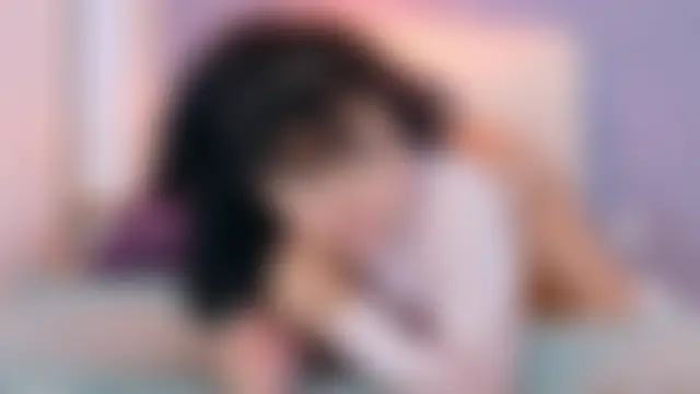 Tracielowe_w Adlı Modelin Canlı Sohbet Odası