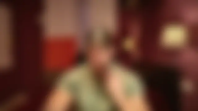 RikAdlerr webkamerás műsora