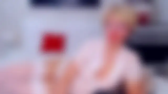 urlovelyneighbour webkamerás műsora