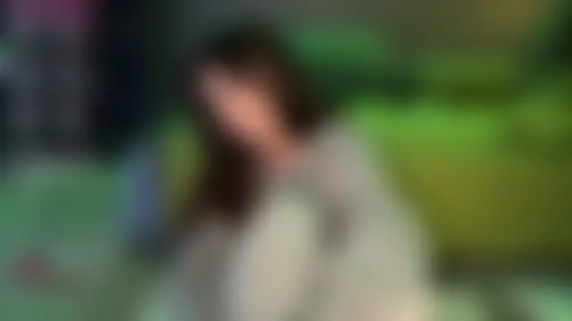 Bastet: διαδικτυακό σόου στην κάμερα