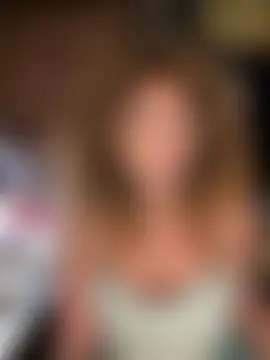 SuzyCatzz's Webcam Show