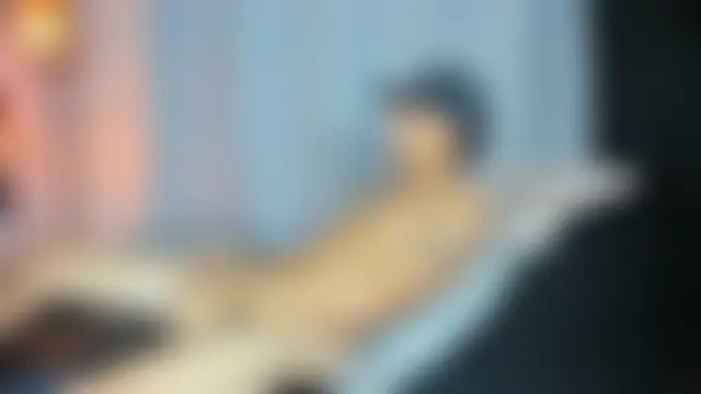 Pokazy przed kamerką – Skinnyfucked