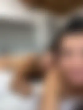 LuciaMoretti_: διαδικτυακό σόου στην κάμερα