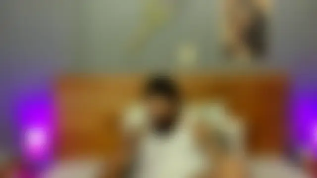 Seks show uživo modela Prometeo-grizzly na kameri