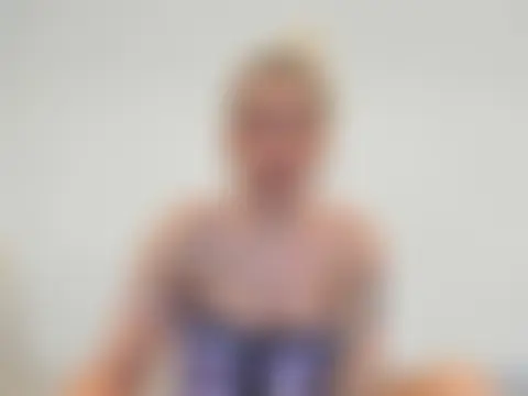 EvelynEvyyy Webcam show