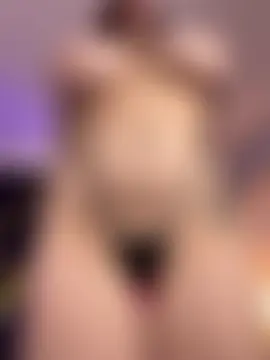 EmmaaCastro: διαδικτυακό σόου στην κάμερα