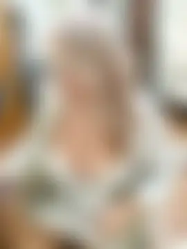 AvrilMillers Show in webcam