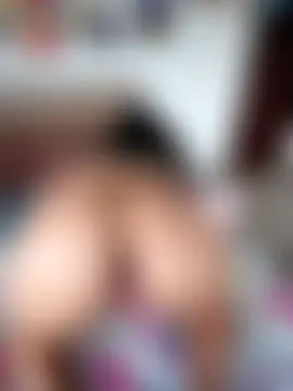 Pokazy przed kamerką – Simone_Miller