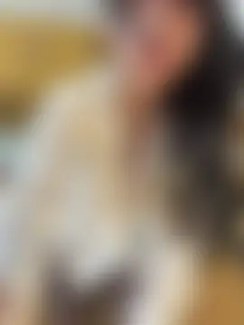 Yiyi-707 webkamerás műsora