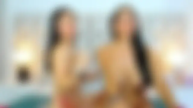 paola_katy_dicks' Live Webcam Show