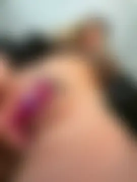 AnaCarrera: διαδικτυακό σόου στην κάμερα