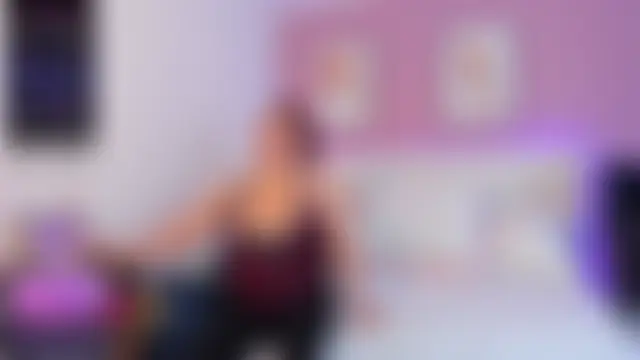 __Ambar__: διαδικτυακό σόου στην κάμερα