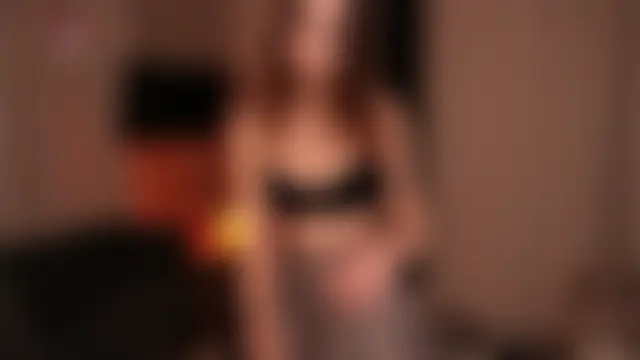 ElvaMell's Live XXX Chat