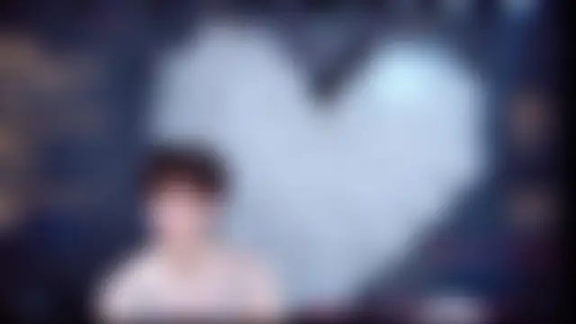 TNT-001: онлайн-секс-шоу