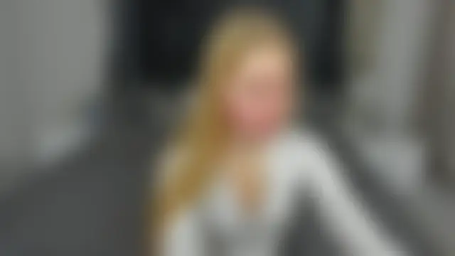 Alina_Blonde Webcam Show