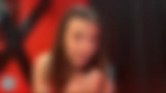 Pokazy przed kamerką – LouiseChavez