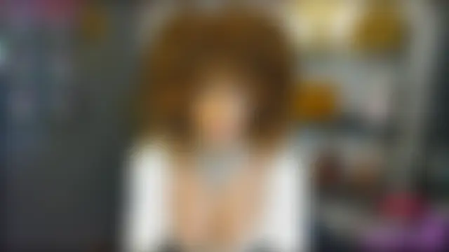 KrazzyElliot webkamerás műsora