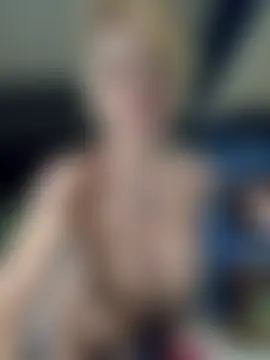 FrozenWaffle's Live XXX Chat