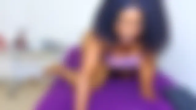 GiantBootyMilf Webcam show