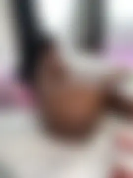 t-Booty_risky_: διαδικτυακό σόου στην κάμερα