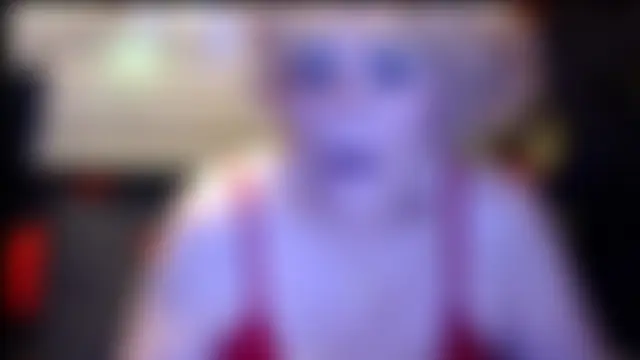 HappyWomanOn Webcam show