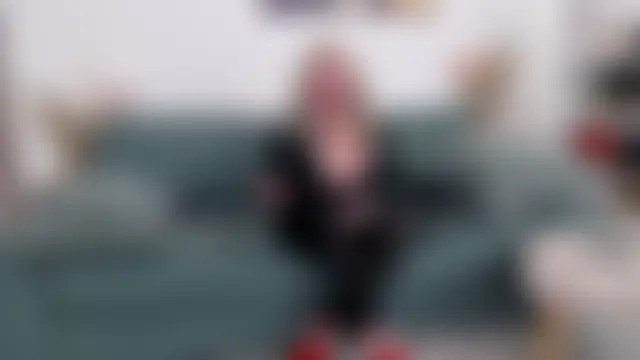 EmilyLooveのウェブカメラショー