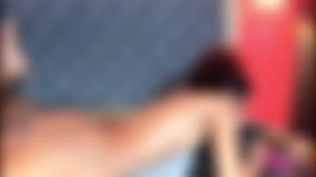 YayaHilton 网络视讯表演