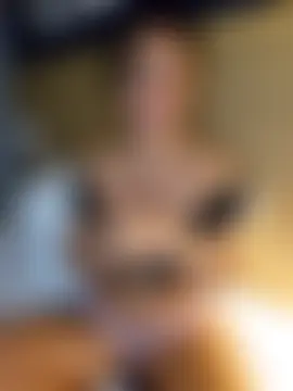 LovelyLucinda ওয়েবক্যাম শো