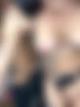 Pokazy przed seks kamerką na żywo – Mydreams69