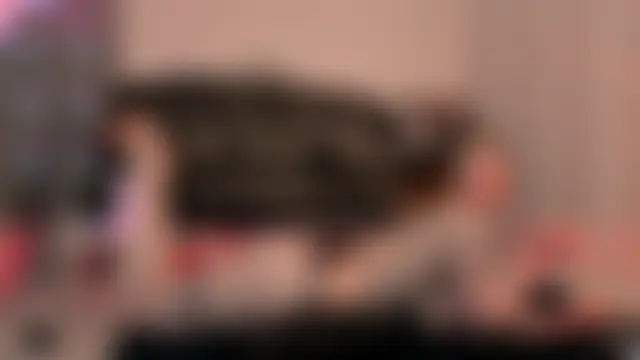 Živá chatovací místnost PeachBevy