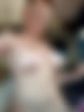 FrozenWaffle: διαδικτυακό σόου στην κάμερα