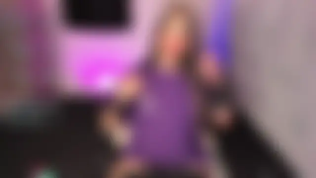 عرض كام Sophie_whitexxx الجنسي المباشر